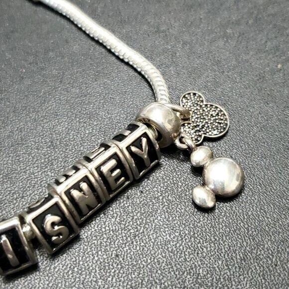 I love Disney charm bracelet - Picture 2 of 12